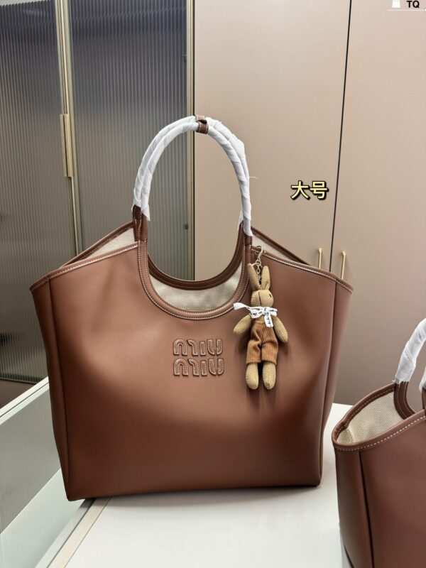 MIUMIU IVY Leather Bag Tote Bag (1)